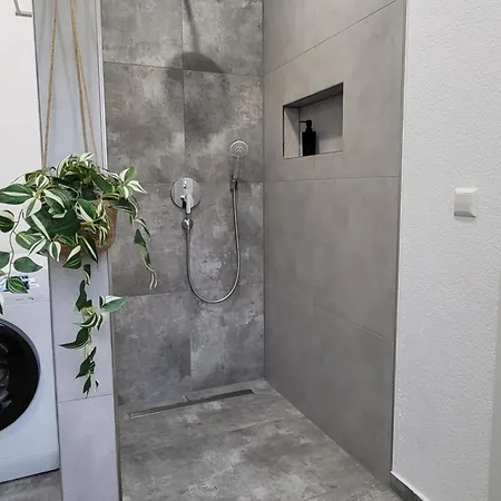 Appartement Linger Familien-freude Legoland Nur 5min Viel Platz Fuer Familien, & Gruppen Guntzbourg